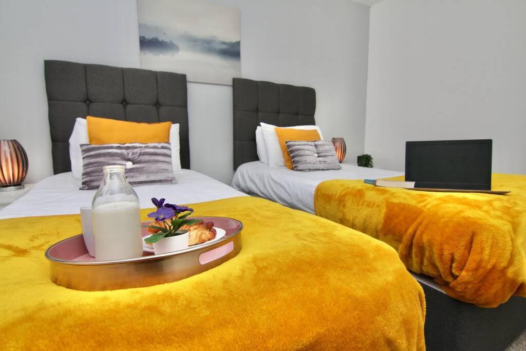 Daimler House - Cosy Home Near Coventry City Centre ภายนอก รูปภาพ
